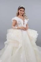 فستان زفاف ملكي