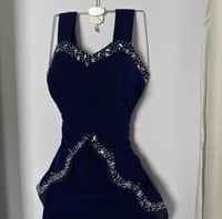 فساتين فساتين مخمل