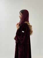 مخمل مموج عنابي