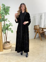 مخمل اسود مشجر ذهبي