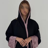 إنترنت مع أكمام سواره وردي