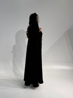 شاكيرا أكمام ضيقه