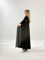 مخمل اسود مشجر ذهبي