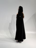 شاكيرا أكمام ضيقه