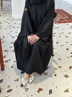 عباه نص كلوش طقطق قماش كريب الاناقه