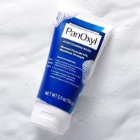 غسول رغوي لحب الشباب بنزويل بيروكسيد 10% من بانوكس...