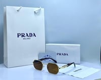 نظارة ماركة برادا