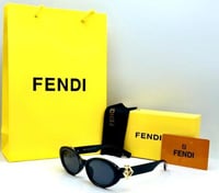 نظارة ماركة فيندي