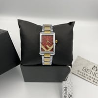 ساعة بينون نسائيه