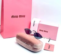 نظارة ماركة miu miu