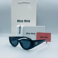 نظارة ماركة miu miu