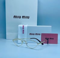 نظارة ماركة miu miu