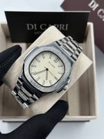 ساعة دي كابري بتصميم باتيك فيليب