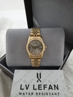ساعة ليفان