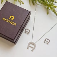 طقم اقنر قطعتين