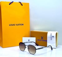 نظارة ماركة لويس فيتون