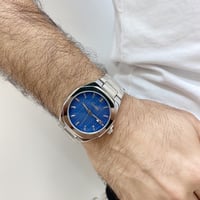 ساعة ماركة كاتيرا تصميم جست كافالي