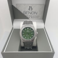 ساعة ماركة بينون مينا اخضر تصميم ادمرز