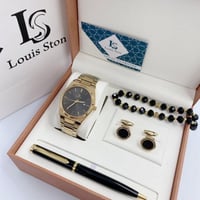 طقم رجالي تصميم لويس ستون