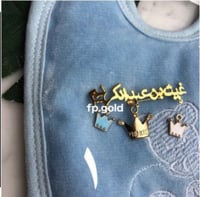 بروش مطلي ذهب و3 فصوص