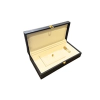 صندوق جلد مخصص للعود و ربع تولة