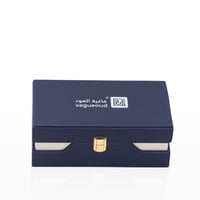 صندوق جلد أزرق مخصص للعود مع ربع تولة