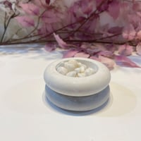 مبخرة مصنوعة بالاسمنت للتوزيعات(12) حبات