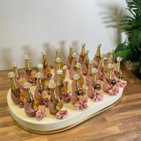 عطر توزيعات (24) حبات مع صينية التقديم