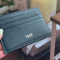 محفظة بـ٧ اماكن للبطاقات