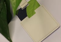 مرآه مع كتابة الاسماء وتصميم خاص بك