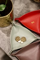 سلة جلد لمكتبك او منزلك او توزيعات بالأسم اوالأحرف...