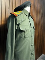 بدلة صدام حسين