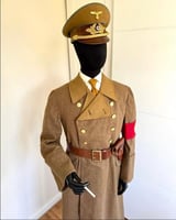 بدلة الرسام النمساوي