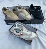 شوزات ميو ميو