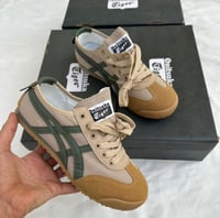 شوزات تايقر