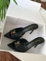 كعب سان لوران