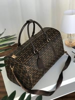 فندي شنط سفر