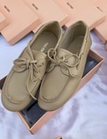 شوزات ميو ميو