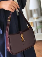 اف سان لوران