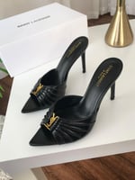 كعب سان لوران