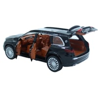 مجسم سيارة فارهة مع إضاءة و اصوات