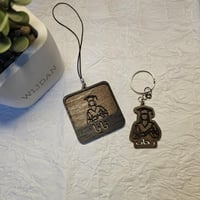 ميدالية مفاتيح أو تعليقة تخرج