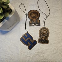 ميدالية و تعليقات حسب الطلب