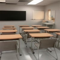 غطاء طاولة (تلبيسة طاولة) مدرسية - قماش مطاطي - ال...