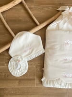 مدس مع اللفه والقبعه الدائريه