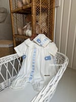 افرول مع القبعه الفرنسيه