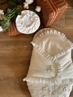 مهاد أمريكي اوف وايت مع القبعة