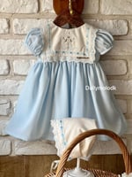 فستان مع القبعة الفرنسية 0-3 الى 1 سنوات