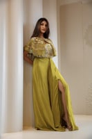 بدله قميص وتنوره و توب