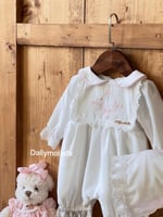 افرول مع القبعه الفرنسيه